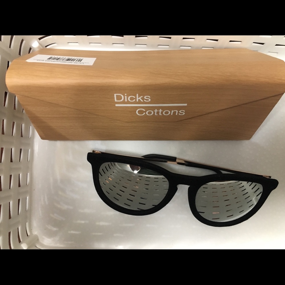 Dicks Cottons Black Felt & Mirrored Sunglasses